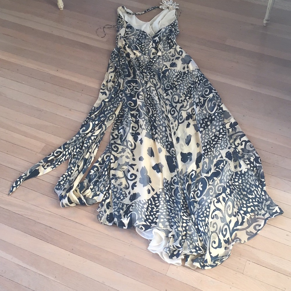 Naeem Khan Silk Floral EmbellishedGown REDUCED 50% - Picture 5 of 6